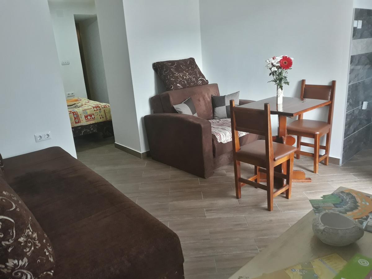 Apartment Lotika วิเชกราด ภายนอก รูปภาพ